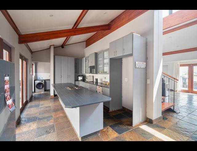 3 BEDROOM HOUSE FOR SALE IN SABLE HILLS